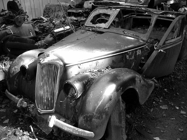 Autofriedhof - 180.JPG - Historischer Autofriedhof,    Gürbetal (CH)
